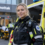 ambulansearbeider lønn